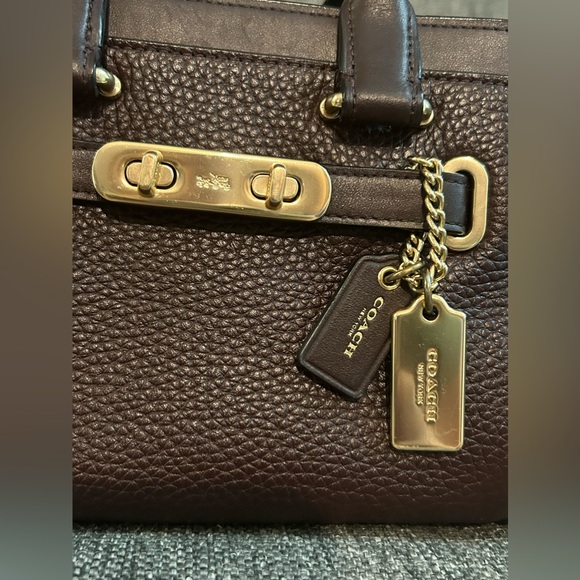 Coach Swagger Mini - Picture 2 of 15